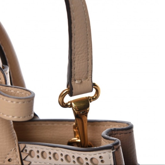 Burberry Brogue Banner Tote. Exclusive to Selfridges London and Neiman Marcus - Picture 8 of 11